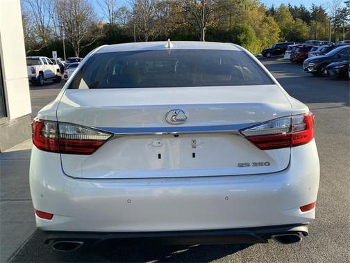 2016 Lexus ES 350 Base