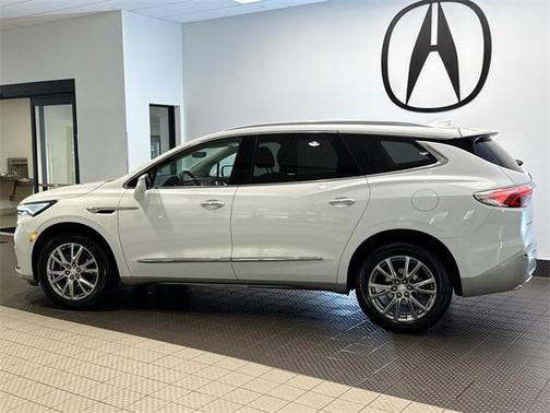 2022 Buick Enclave FWD Premium