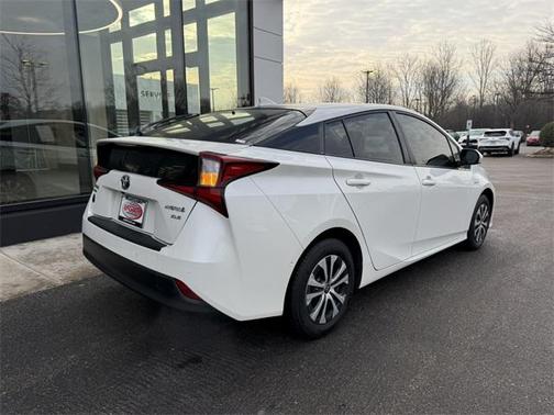 2019 Toyota Prius XLE