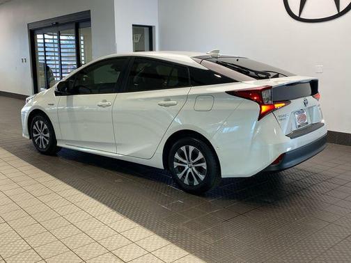 2019 Toyota Prius XLE