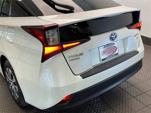 2019 Toyota Prius XLE