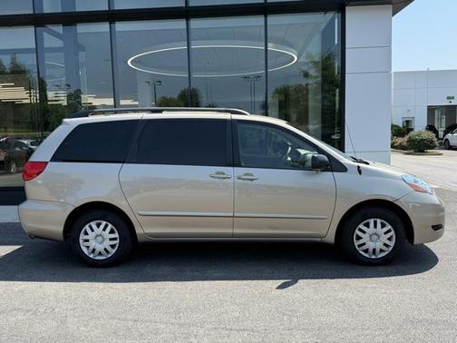 2006 Toyota Sienna LE