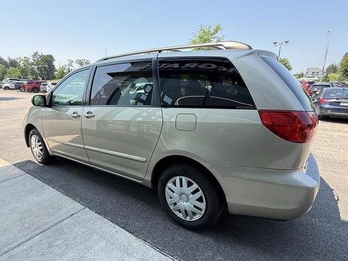 2006 Toyota Sienna LE