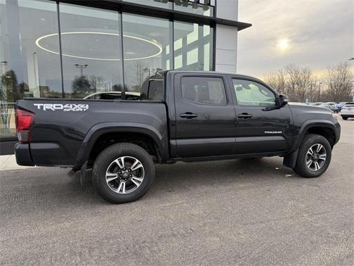2018 Toyota Tacoma TRD Sport