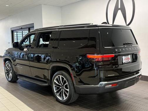 Diamond Black Crystal Pearlcoat 2022 Jeep Wagoneer Series II 4x4