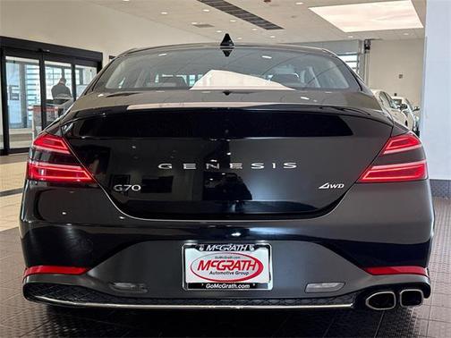 2022 Genesis G70 2.0T AWD