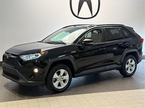 2020 Toyota RAV4 Hybrid XLE