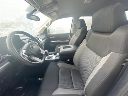 2014 Toyota Tundra SR5