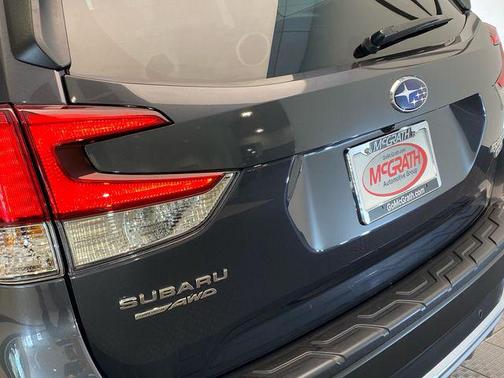 Magnetite Gray Metallic 2023 Subaru Forester Touring