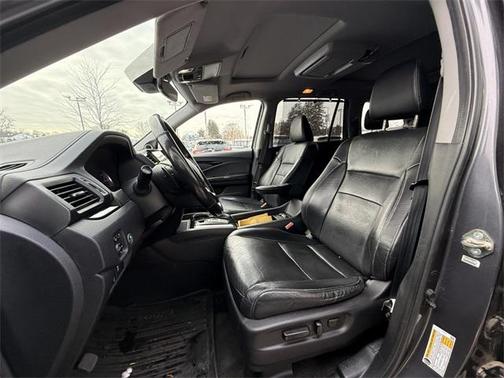 2020 Honda Pilot AWD Elite