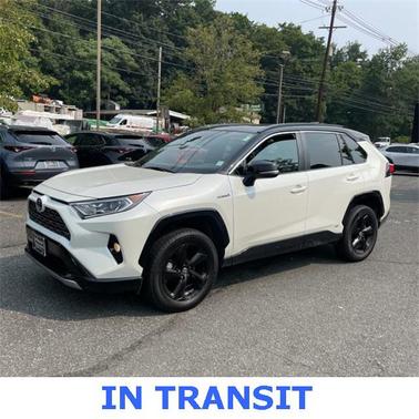 2021 Toyota RAV4 Hybrid SE