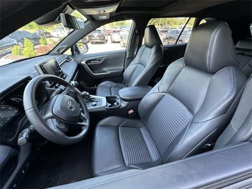 2021 Toyota RAV4 Hybrid SE