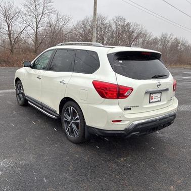 2018 Nissan Pathfinder Platinum