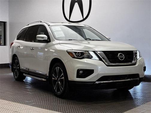 2018 Nissan Pathfinder Platinum