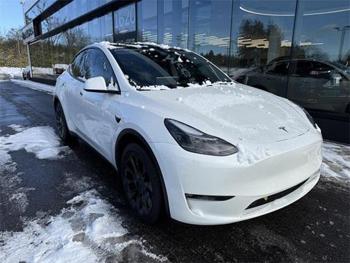2023 Tesla Model Y Long Range Dual Motor All-Wheel Drive