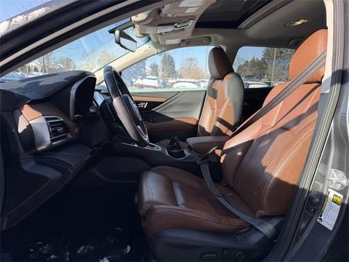 2022 Subaru Outback Touring XT