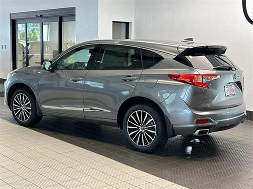 2025 Acura RDX Advance Package