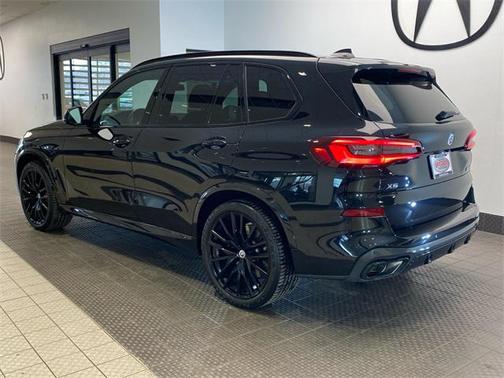 2023 BMW X5 M50i