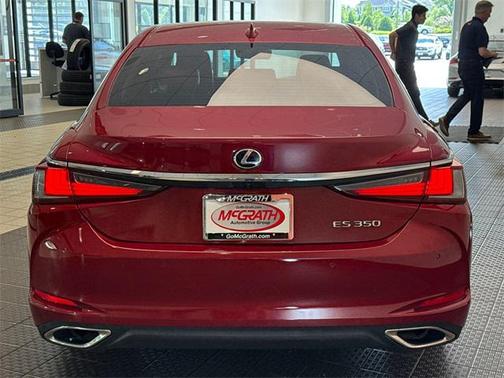 2022 Lexus ES 350 Base