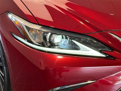 2022 Lexus ES 350 Base