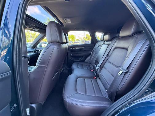 Deep Crystal Blue Mica 2019 Mazda CX-5 Signature
