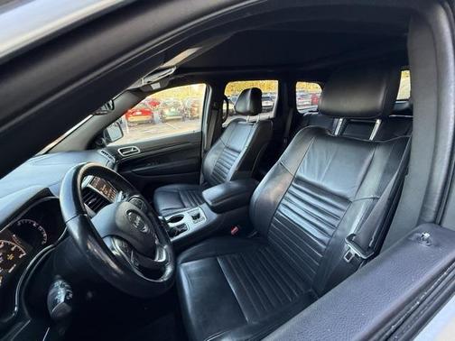 2018 Jeep Grand Cherokee Sterling Edition