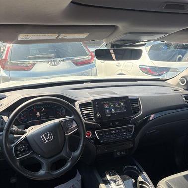 2022 Honda Pilot Touring 8-Passenger