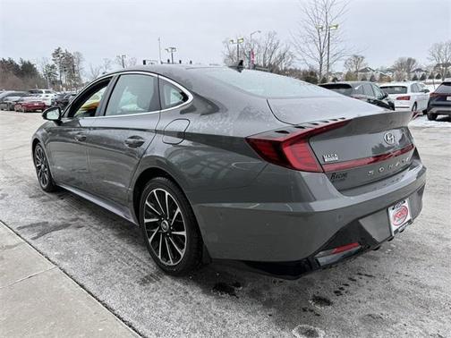 2021 Hyundai SONATA Limited