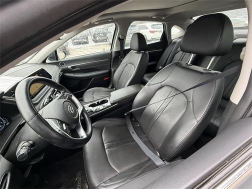 2021 Hyundai SONATA Limited