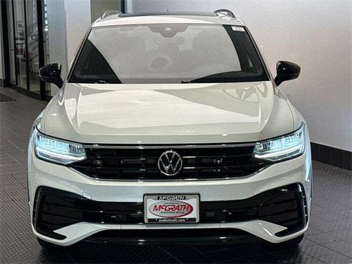 2022 Volkswagen Tiguan 2.0T SE R-Line Black 4MOTION