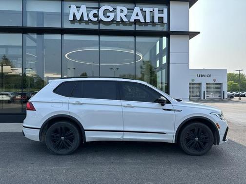 2022 Volkswagen Tiguan 2.0T SE R-Line Black 4MOTION