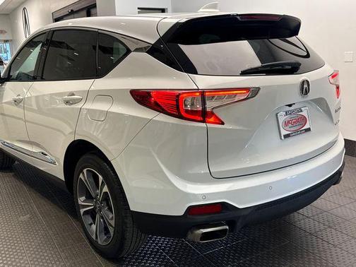 2023 Acura RDX Advance Package