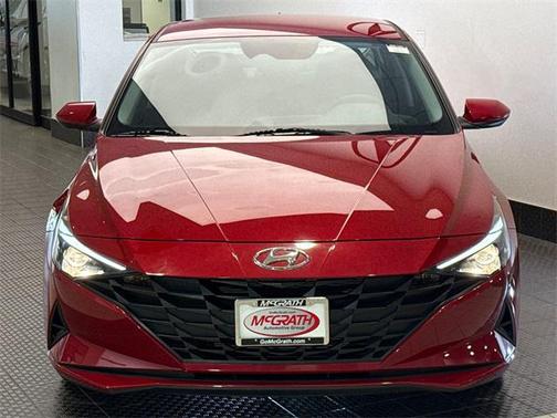 2022 Hyundai ELANTRA SE
