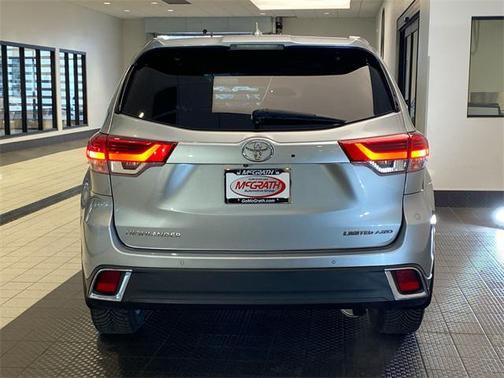 2017 Toyota Highlander Limited