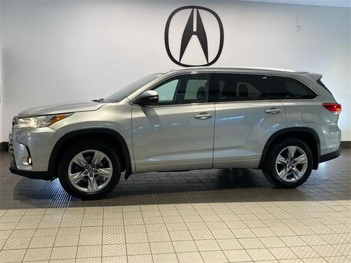 2017 Toyota Highlander Limited