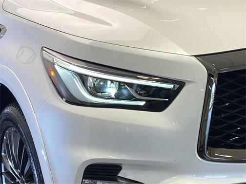 2023 INFINITI QX80 PREMIUM SELECT AWD
