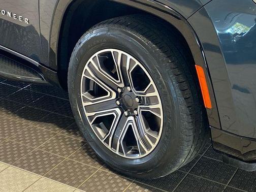 River Rock 2024 Jeep Wagoneer L Series II 4x4