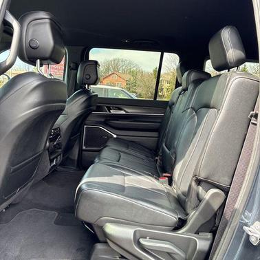 2024 Jeep Wagoneer L Series II 4x4