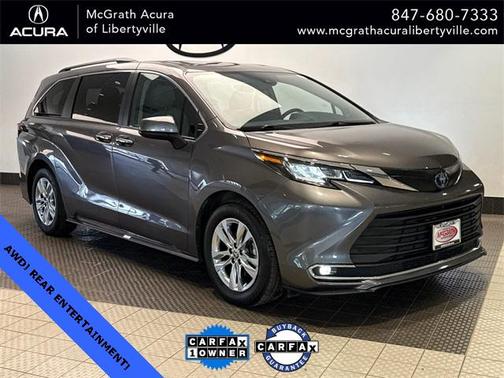 2023 Toyota Sienna XLE