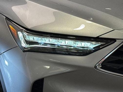 Solar Silver Metallic 2026 Acura MDX Technology Package