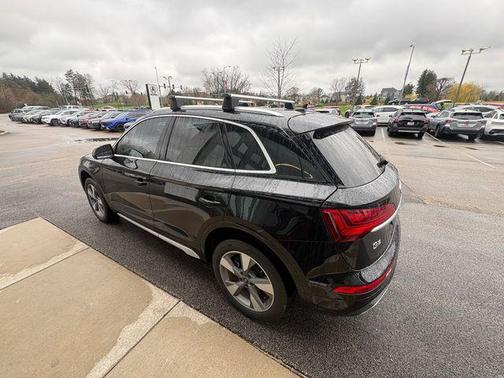 Black Metallic 2023 Audi Q5 40 Premium