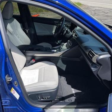 2016 Lexus IS 300 Base