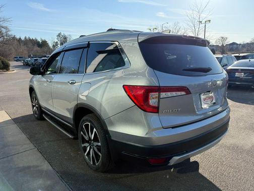 2020 Honda Pilot AWD Elite