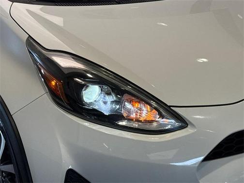 2018 Toyota Prius c Two