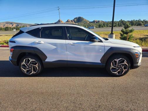 Atlas 2027 Hyundai KONA SEL