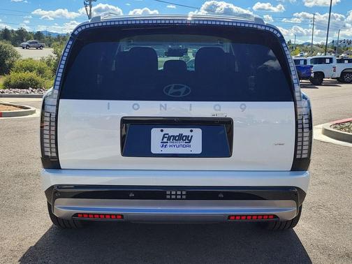 2026 Hyundai IONIQ 9 SEL