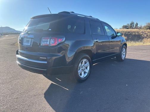 2015 GMC Acadia SLE-2