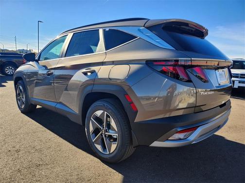 2026 Hyundai TUCSON Hybrid SEL