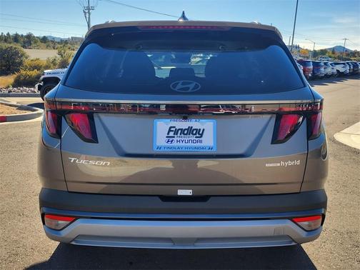 2026 Hyundai TUCSON Hybrid SEL