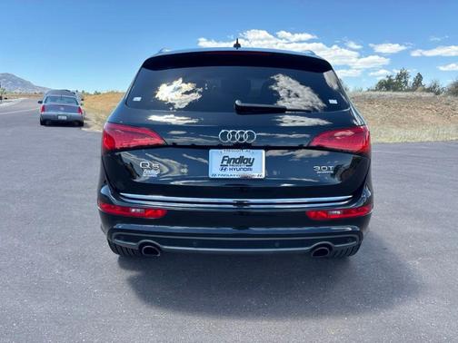 Mythos Black Metallic 2017 Audi Q5 3.0T Premium Plus